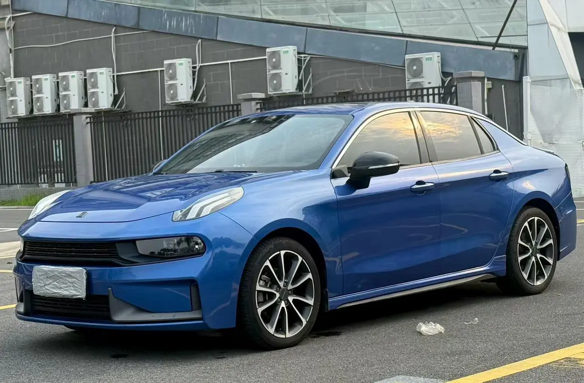 Lynk & Co 03 2019 1.5TD DCT Dynamic