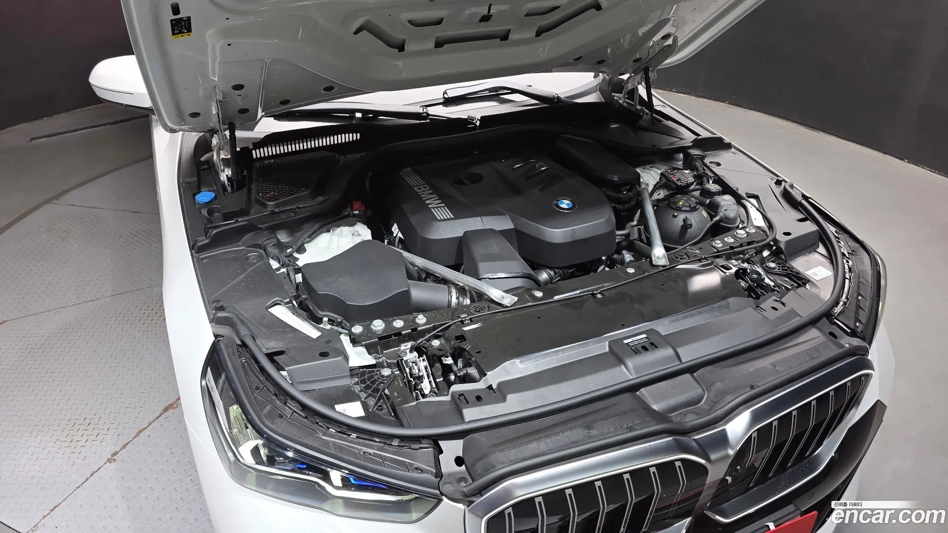 BMW 5-Series 520i M Sport 2023