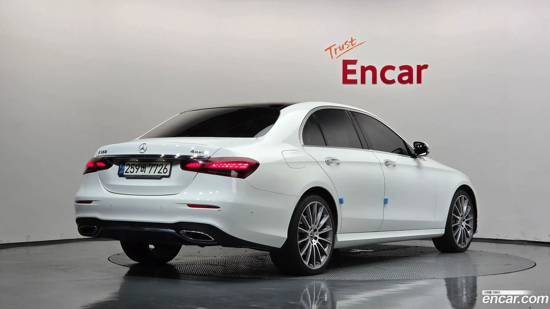 Mercedes-Benz E-Class E350 4MATIC AMG Line