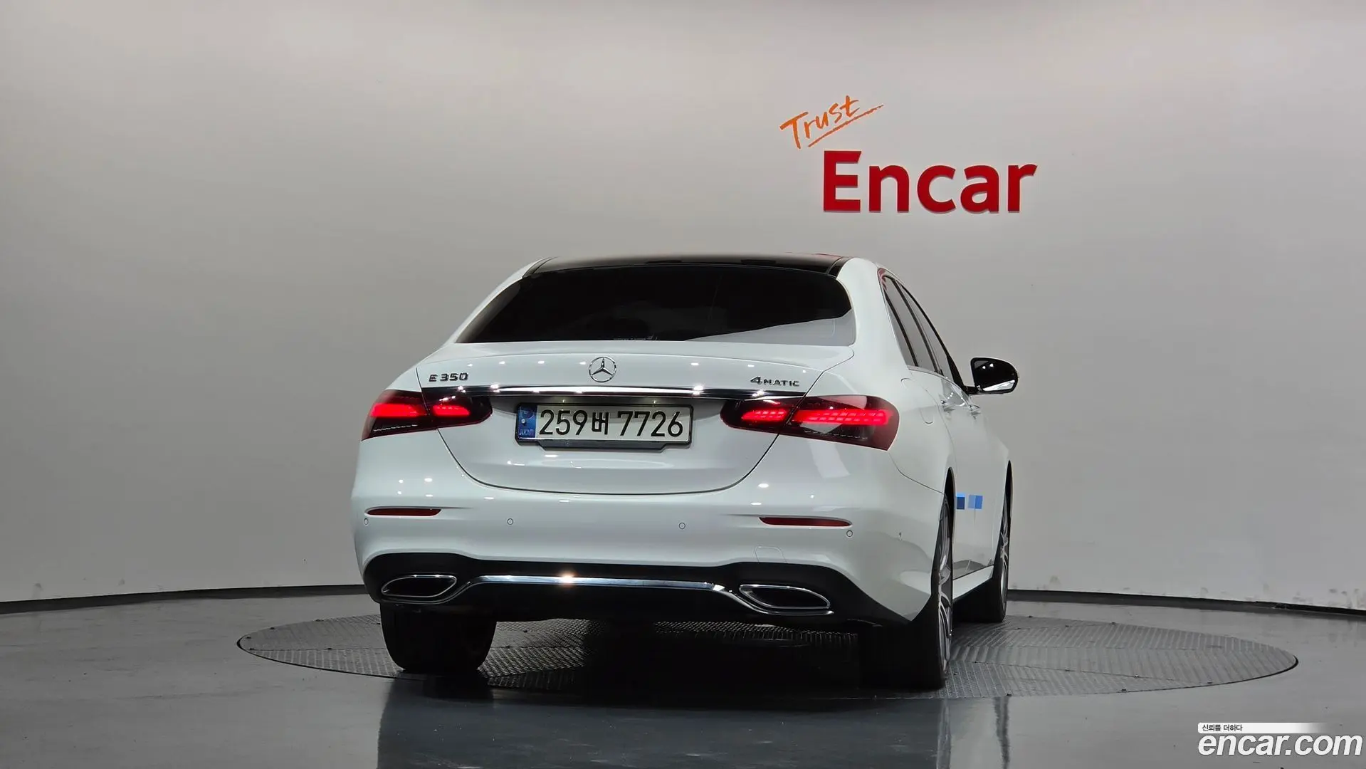 Mercedes-Benz E-Class E350 4MATIC AMG Line