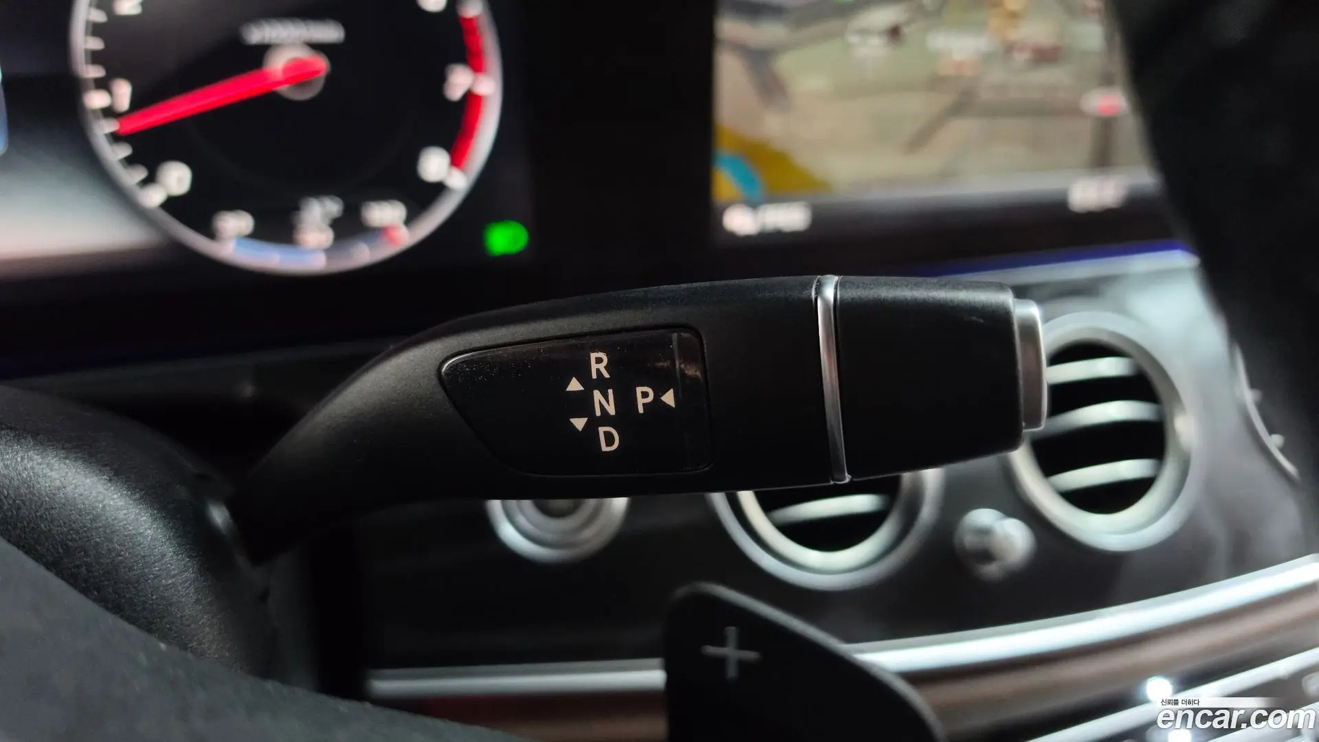 Mercedes-Benz E-Class E300 4MATIC Avnatgarde 2016