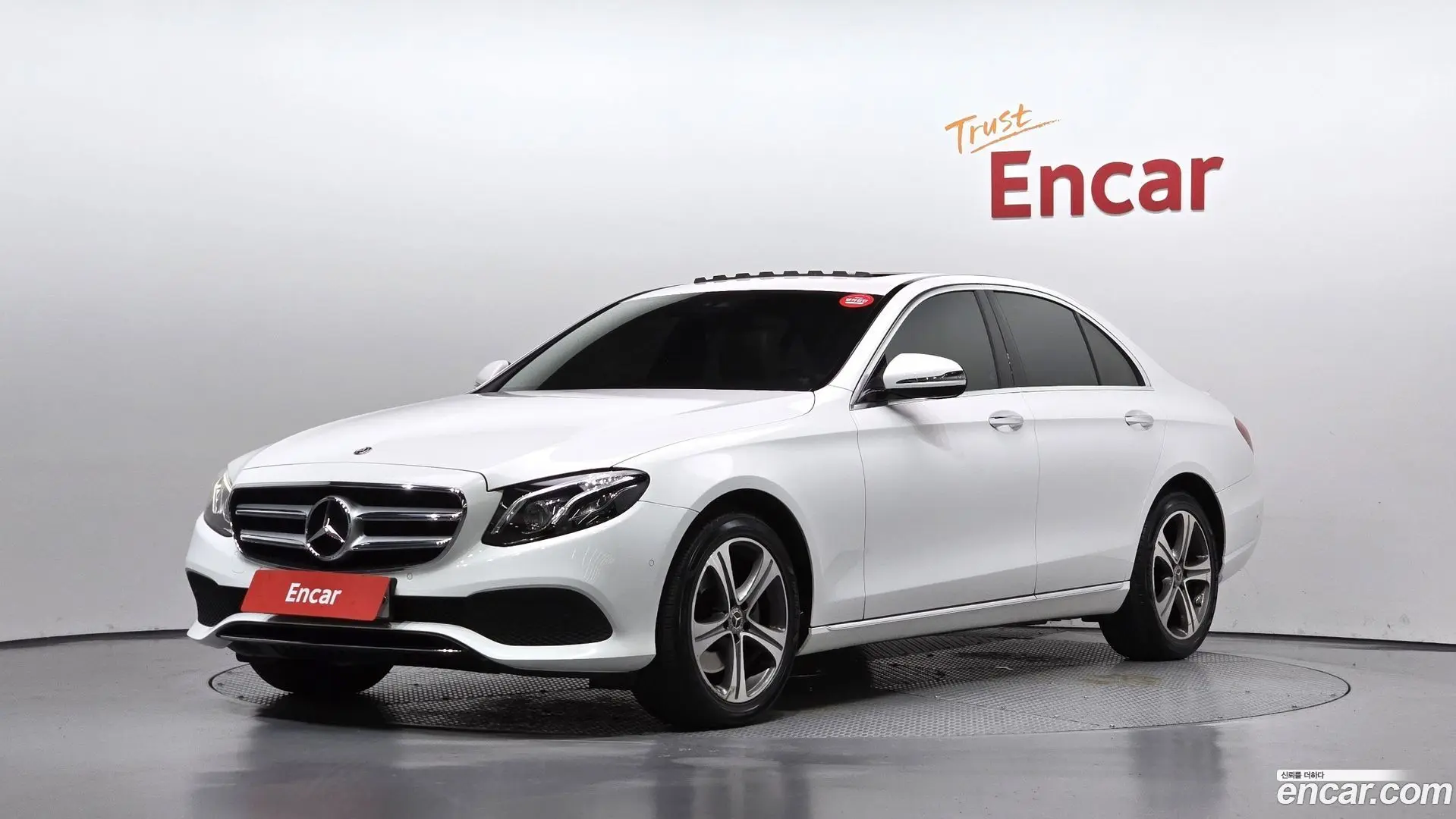 Mercedes-Benz E-Class E220d Avantgarde