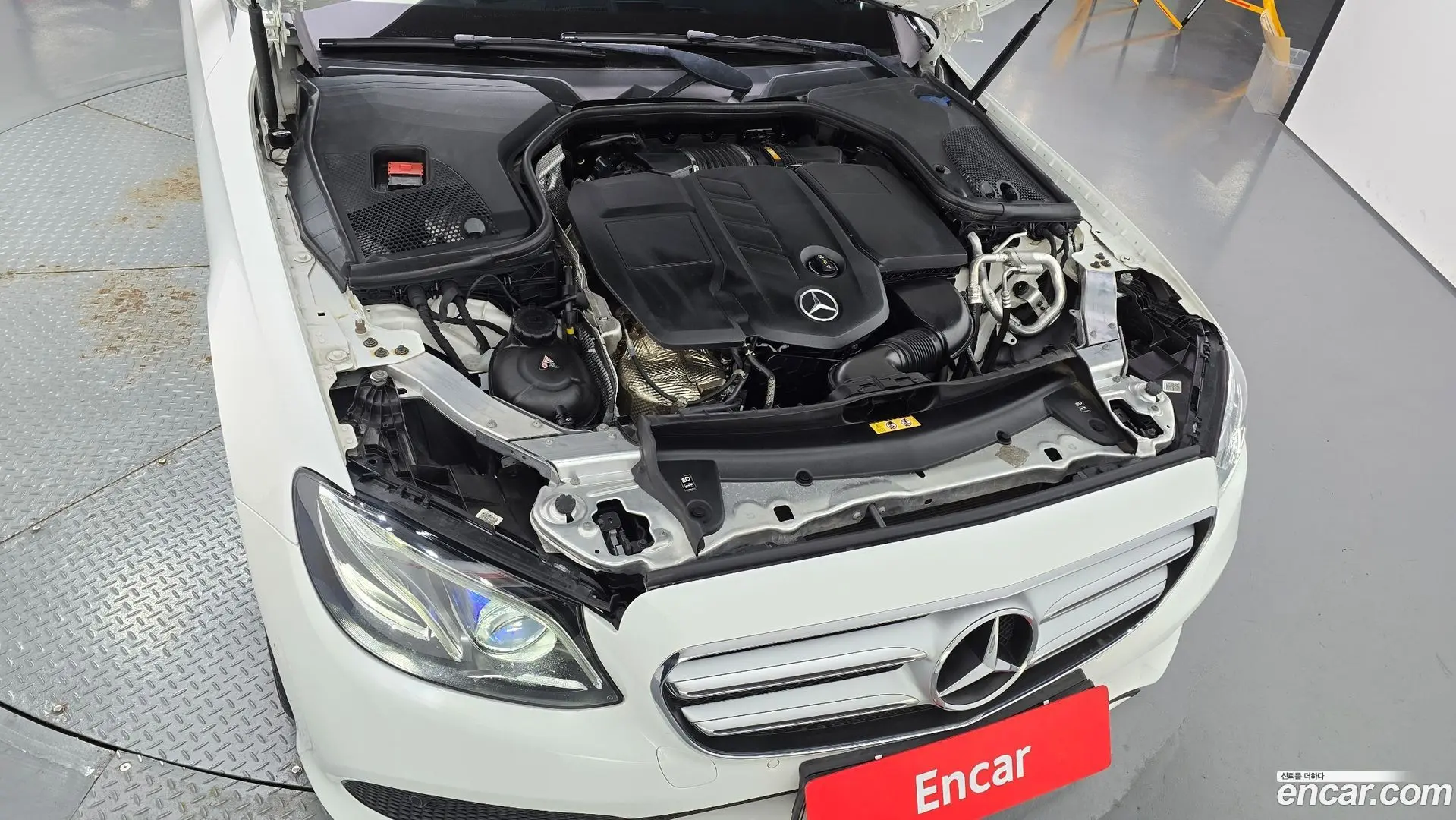Mercedes-Benz E-Class E220d Avantgarde