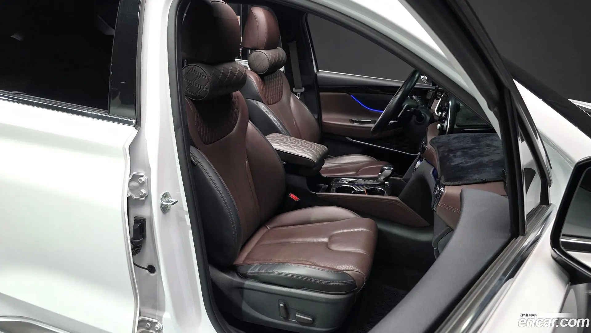 Hyundai Santafe Gasoline 2.0T 4WD
