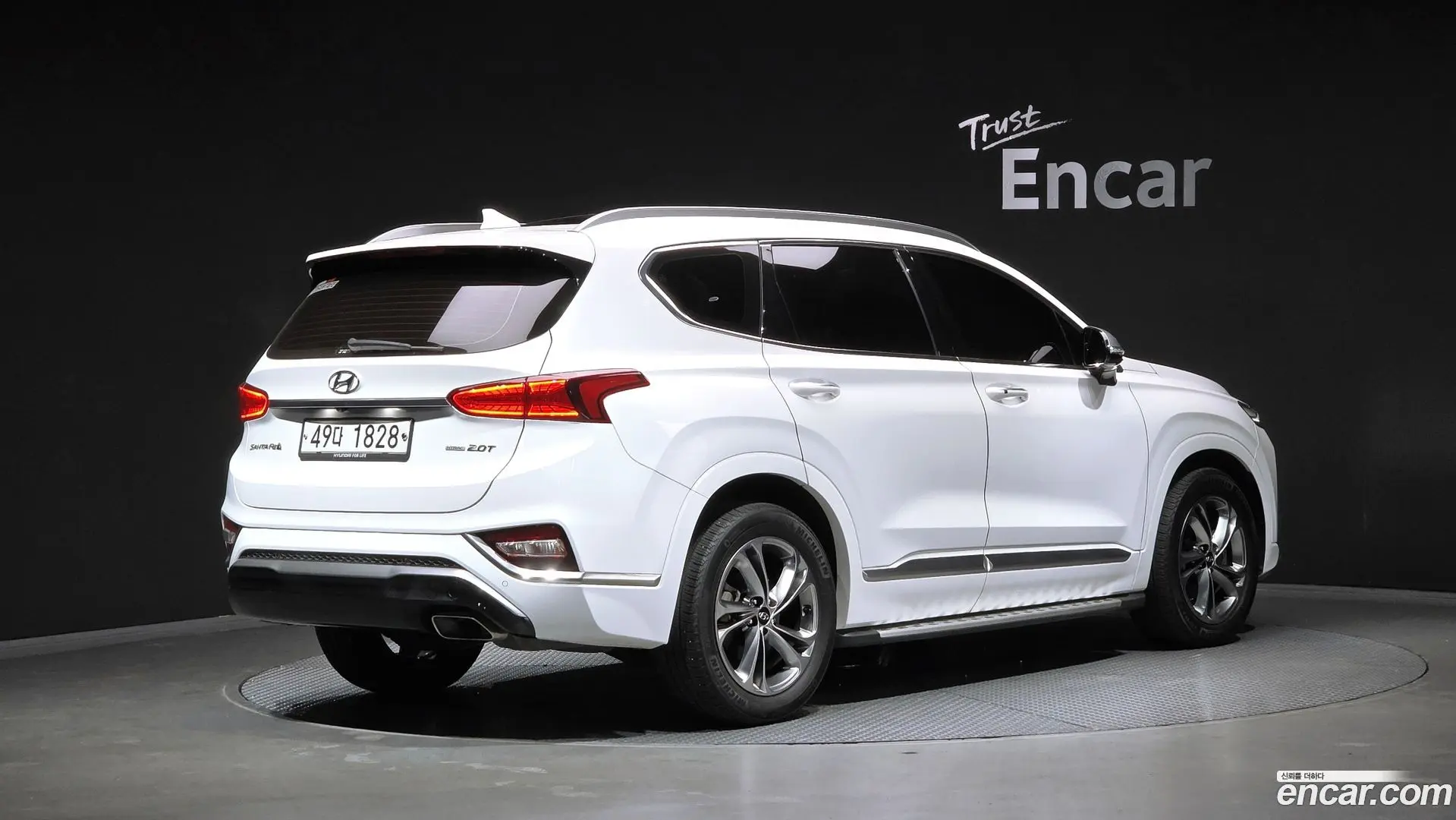 Hyundai Santafe Gasoline 2.0T 4WD