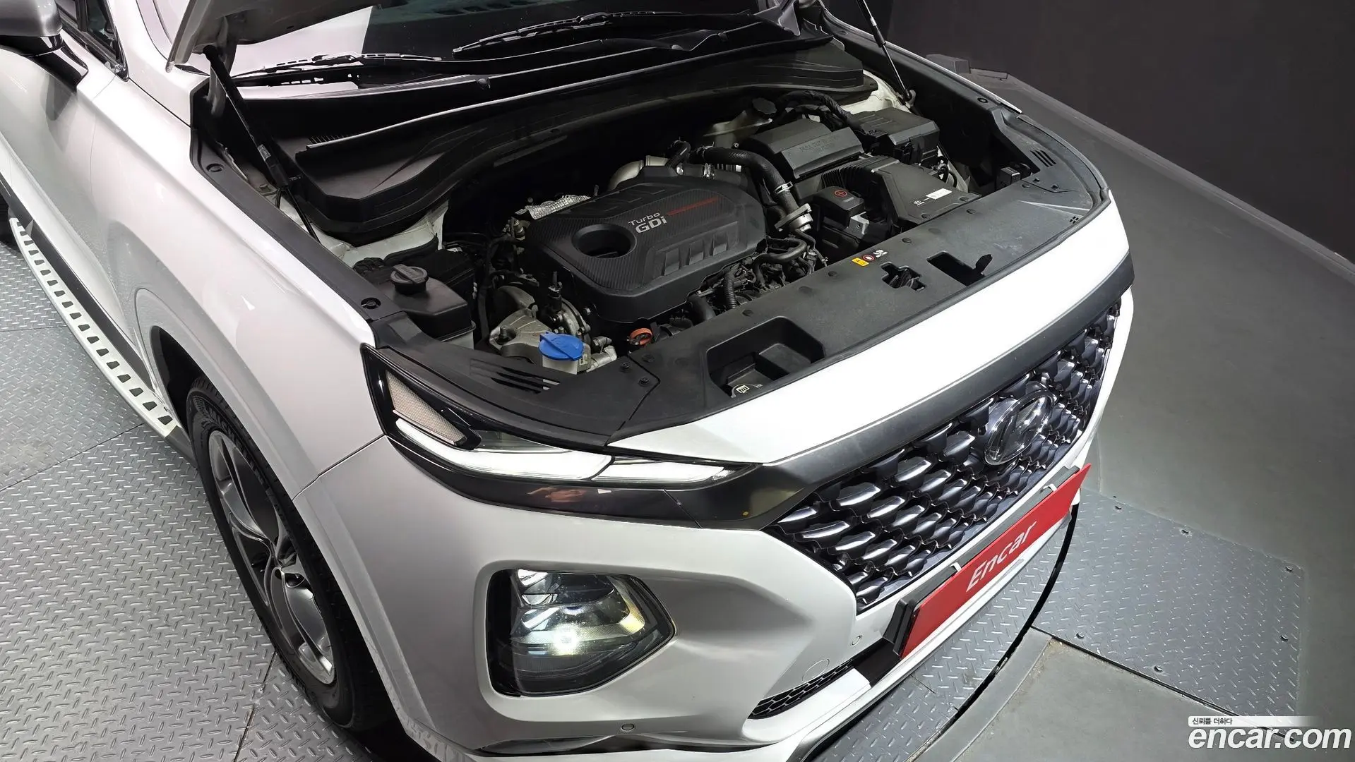Hyundai Santafe Gasoline 2.0T 4WD