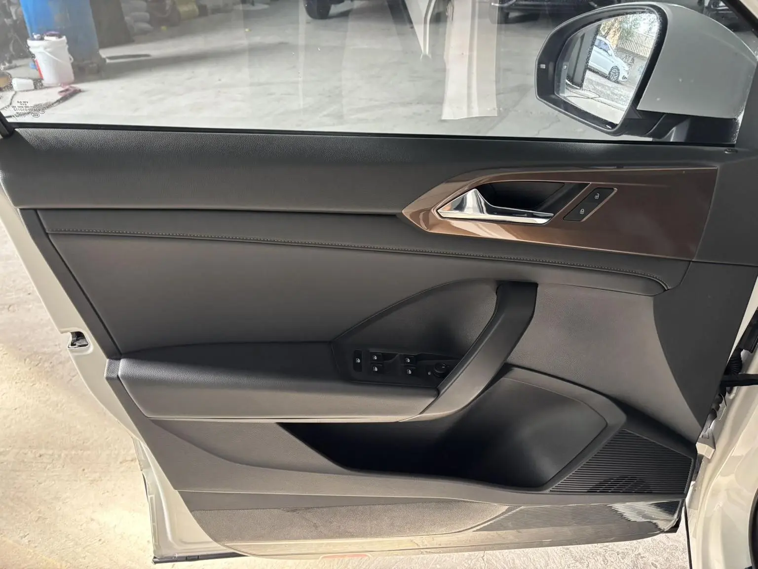 Volkswagen Tharu 2022 280TSI 2WD Luxury