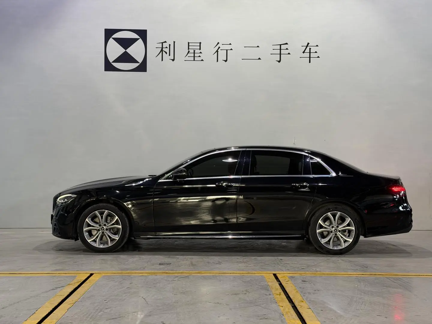 Mercedes-Benz E Class 2022 E 300 L Fashion Sport Sedan