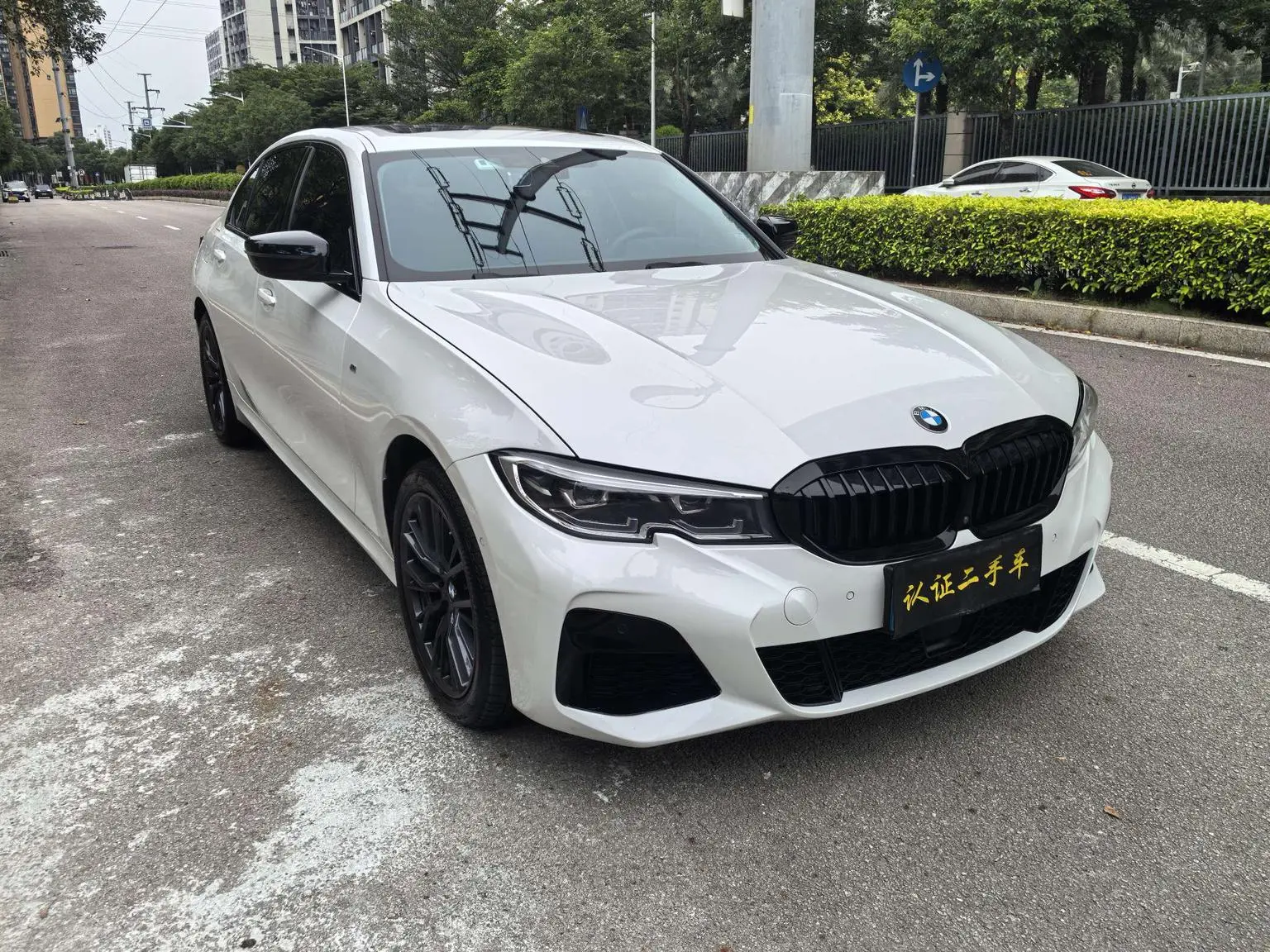 BMW 3 Series 2020 330Li xDrive M Sport Shadow Night Package