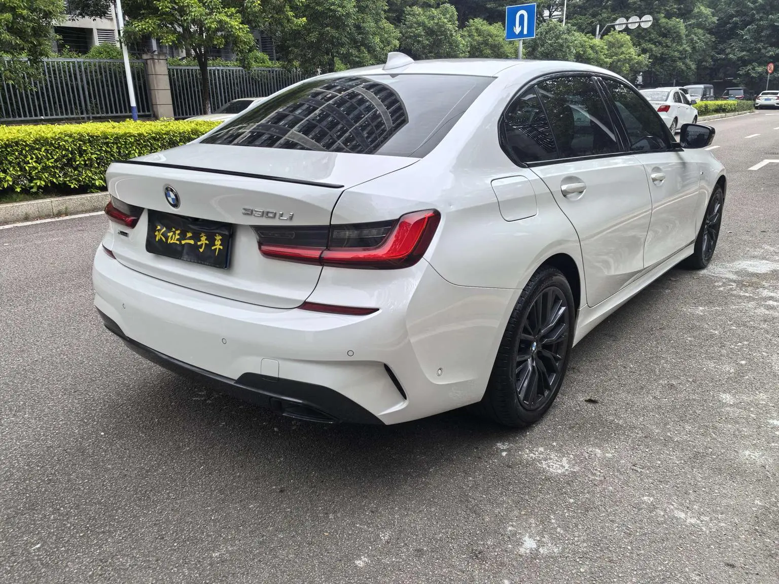 BMW 3 Series 2020 330Li xDrive M Sport Shadow Night Package
