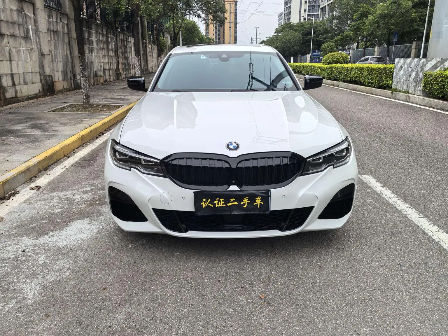 BMW 3 Series 2020 330Li xDrive M Sport Shadow Night Package