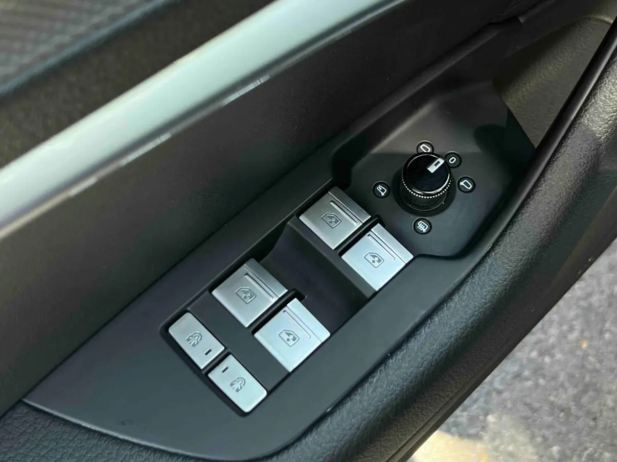 Audi A6L 2024 45 TFSI Select Dynamic