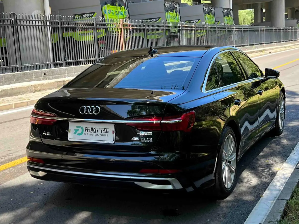 Audi A6L 2024 45 TFSI Select Dynamic