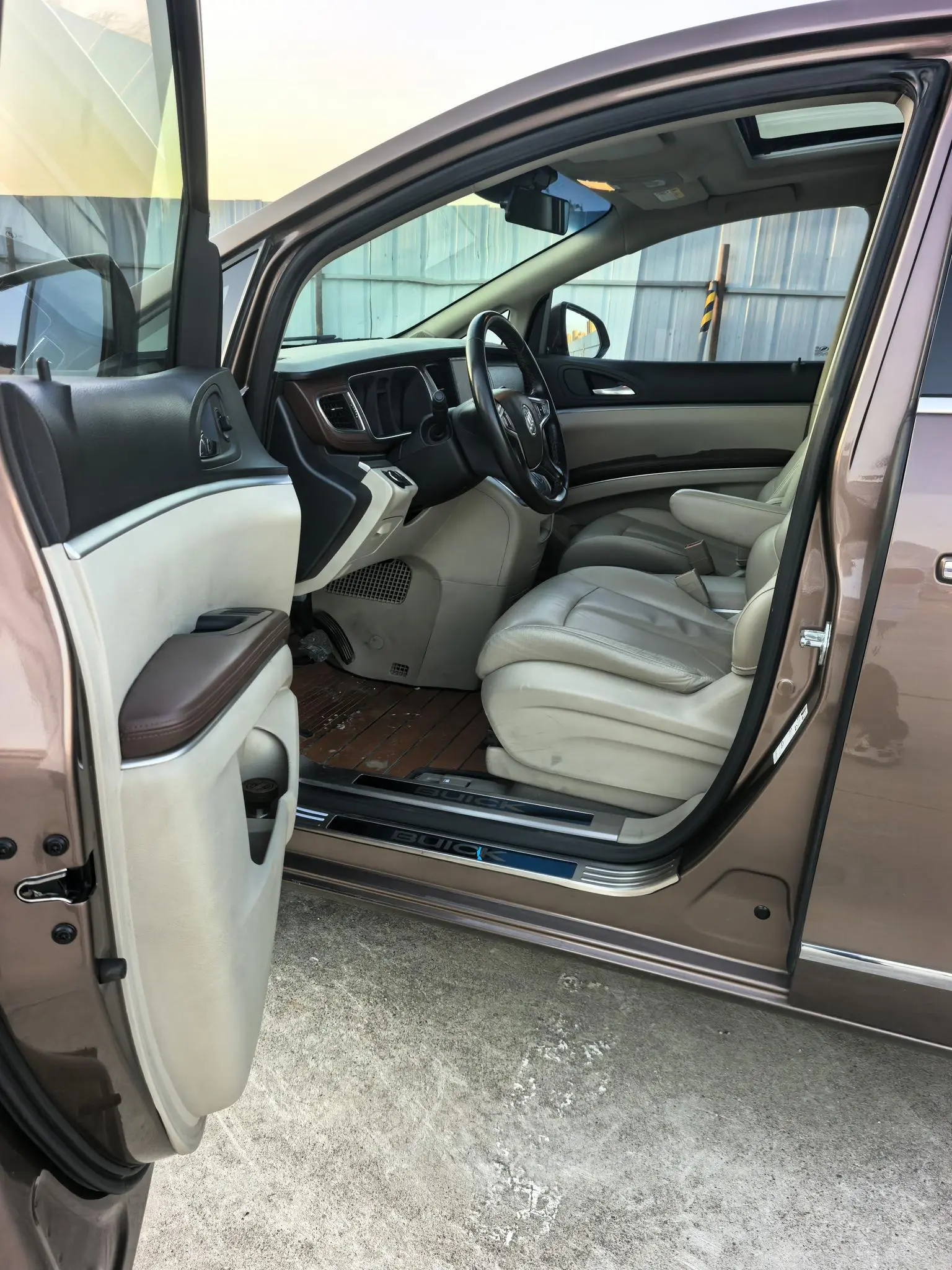 Buick GL8 2018 28T Luxury China VI