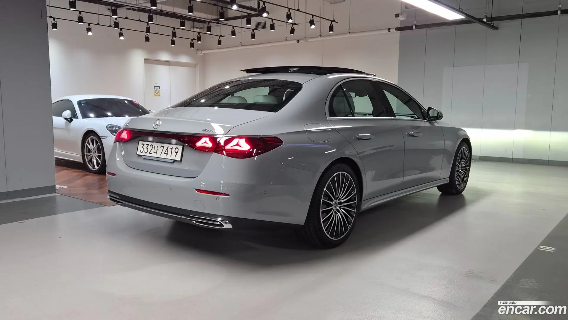 Mercedes-Benz E-Class E450 4MATIC Exclusive