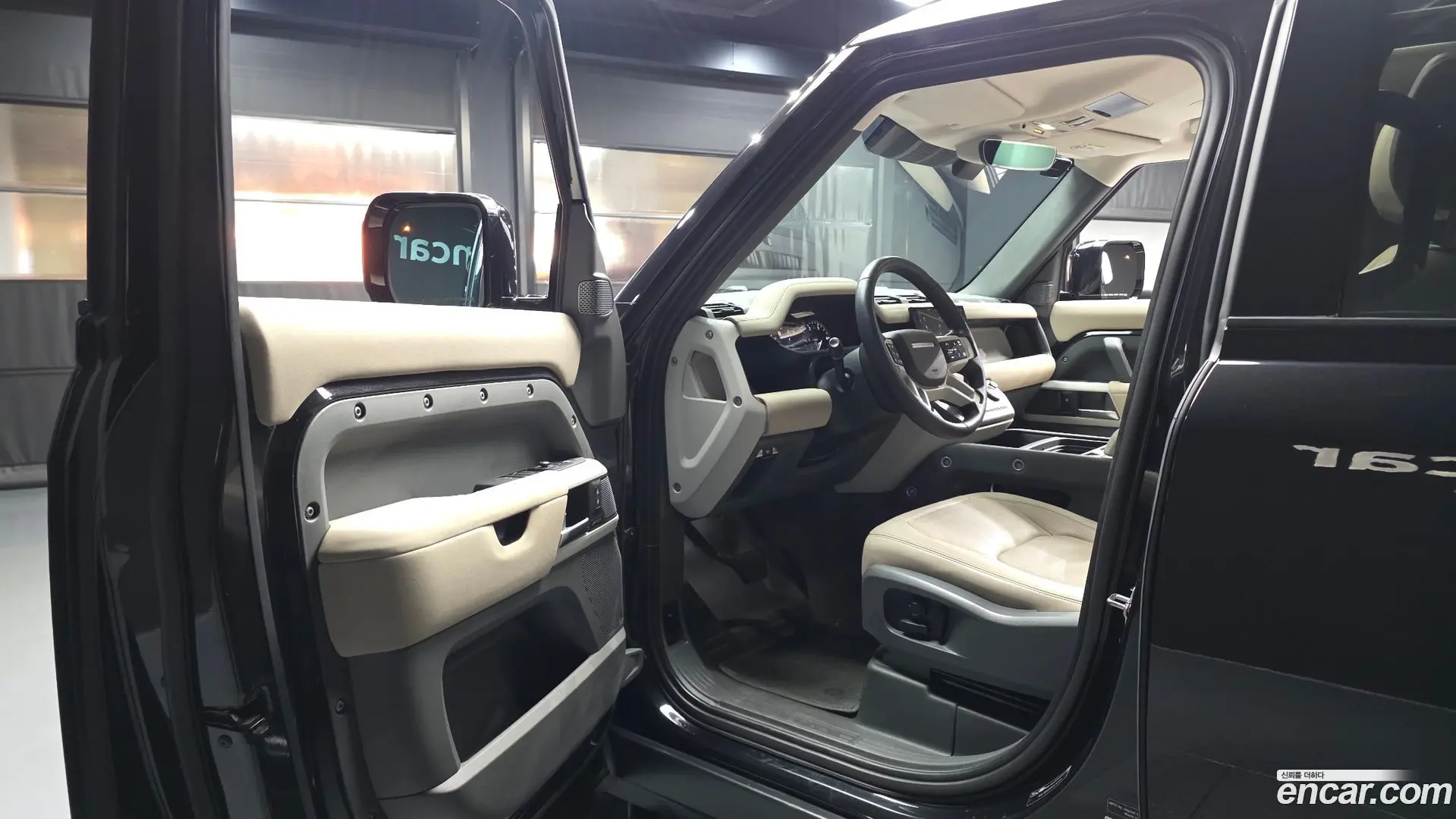 Land Rover Defender 110 D250 SE