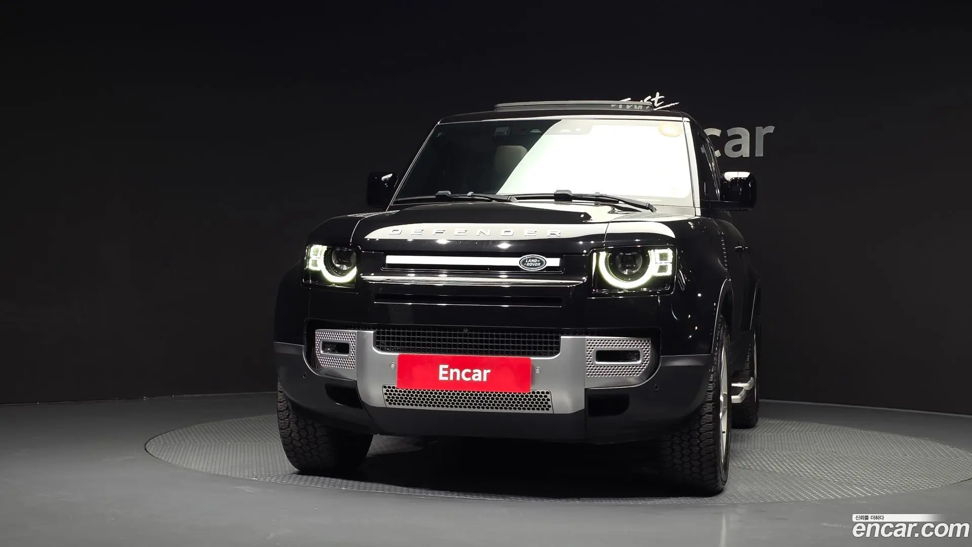 Land Rover Defender 110 D250 SE