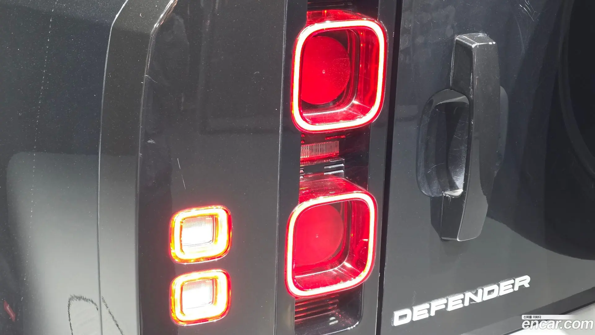 Land Rover Defender 110 D250 SE