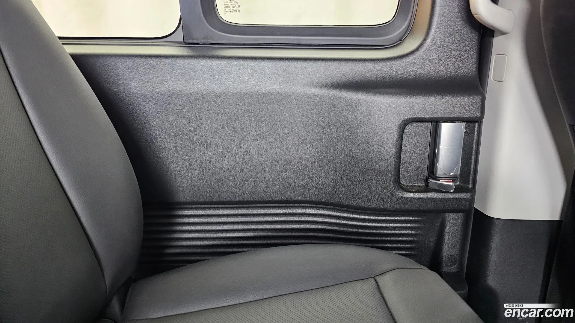 Hyundai Staria Cargo 5-Seater 2022