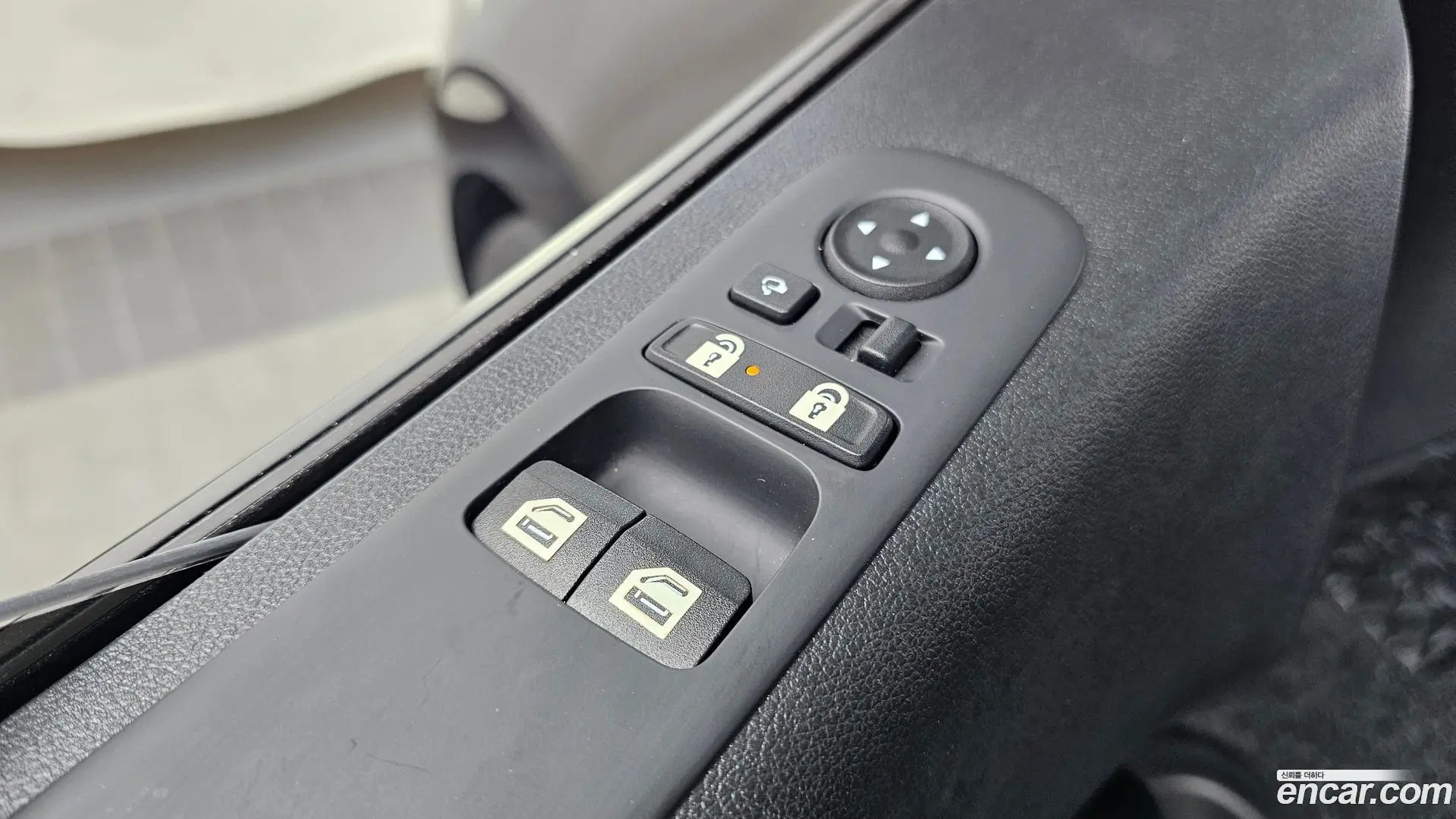 Hyundai Staria Cargo 5-Seater 2022