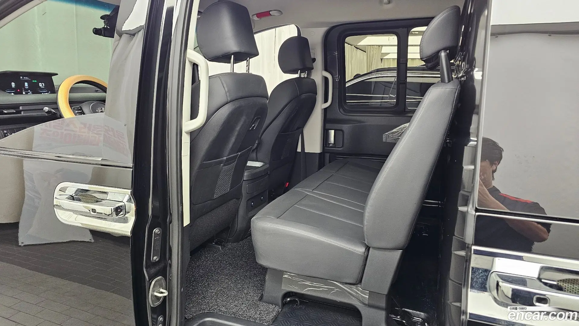 Hyundai Staria Cargo 5-Seater 2022