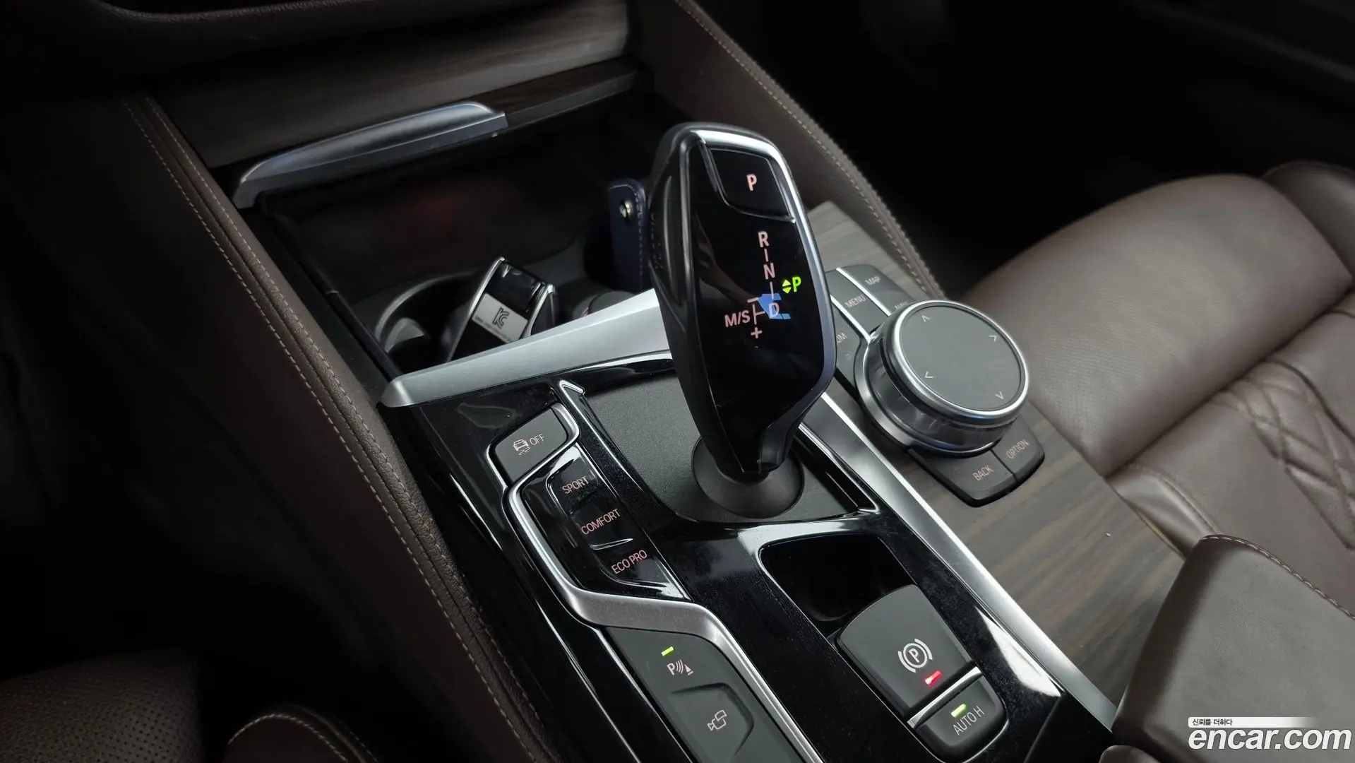 BMW 5-Series 520d xDrive M Sport Package Plus 2020
