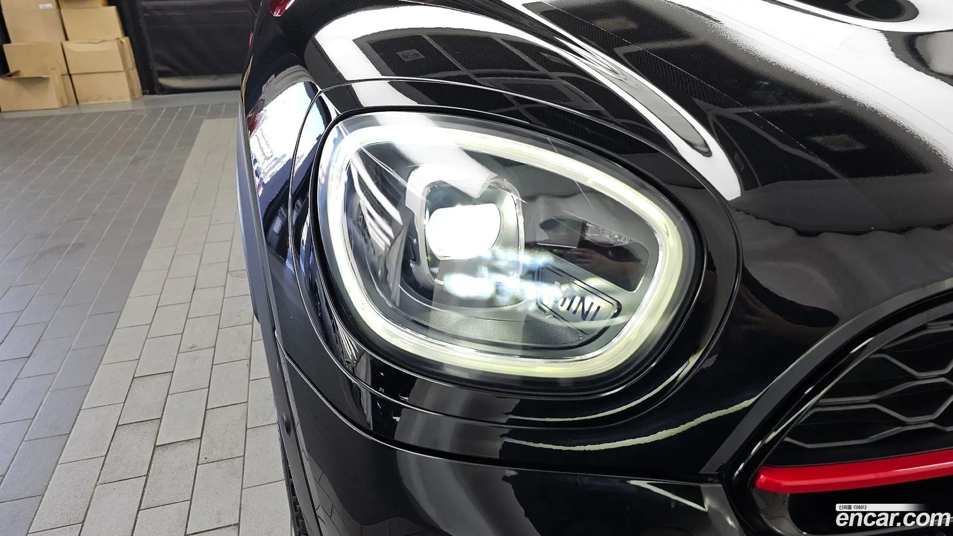 Mini Countryman JCW Launch Pack