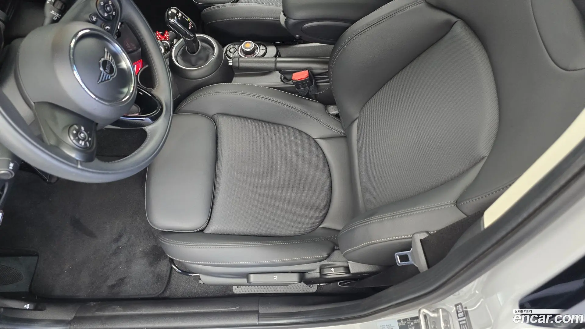 Mini Cooper 5Door HIGH
