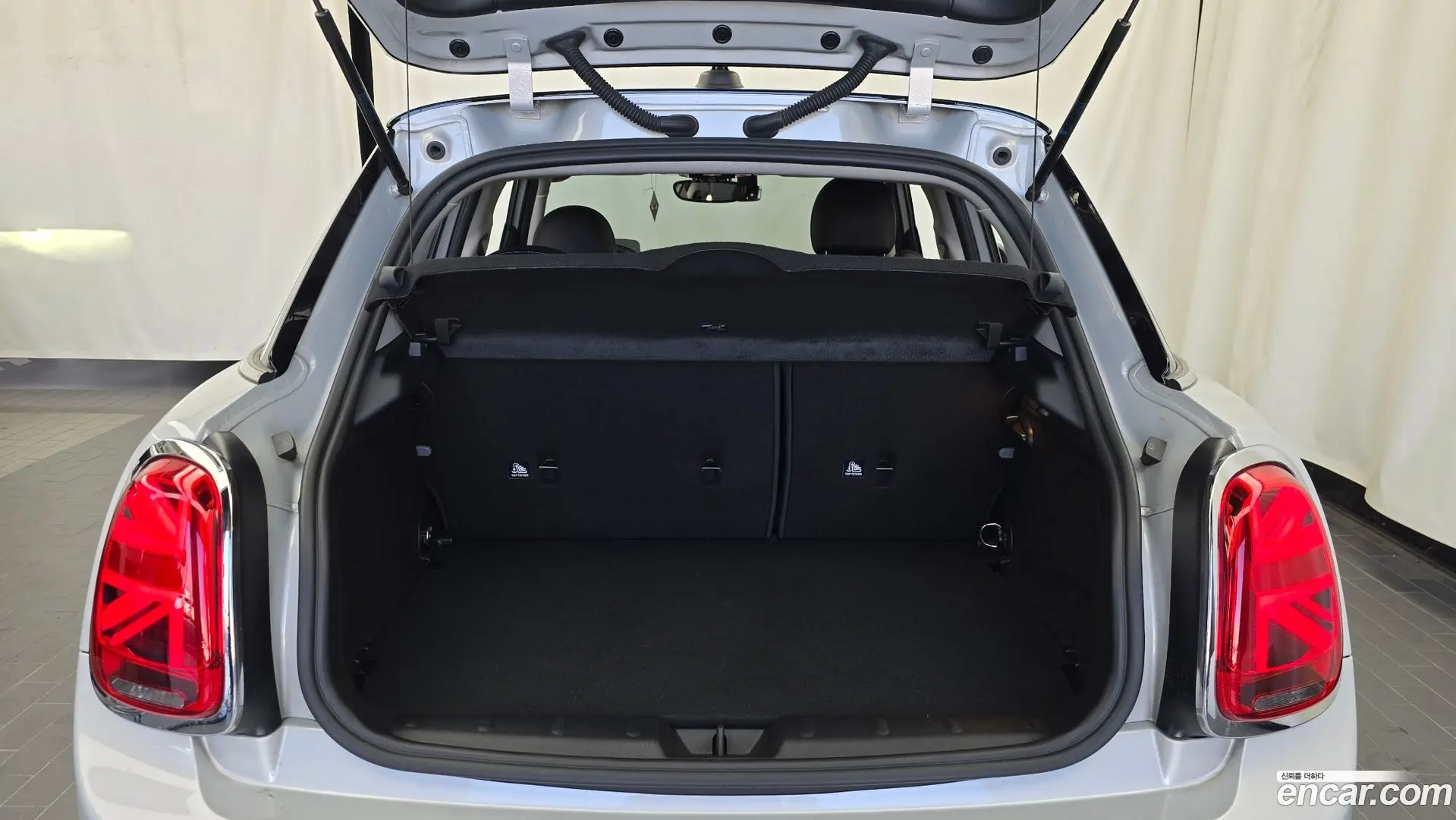 Mini Cooper 5Door HIGH