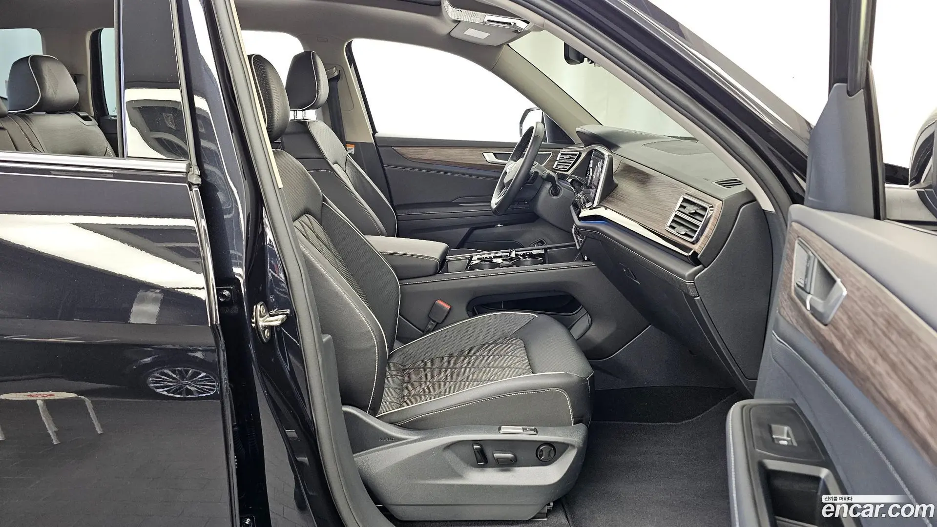 Volkswagen Atlas 2.0 TSI R-LINE 7-Seater