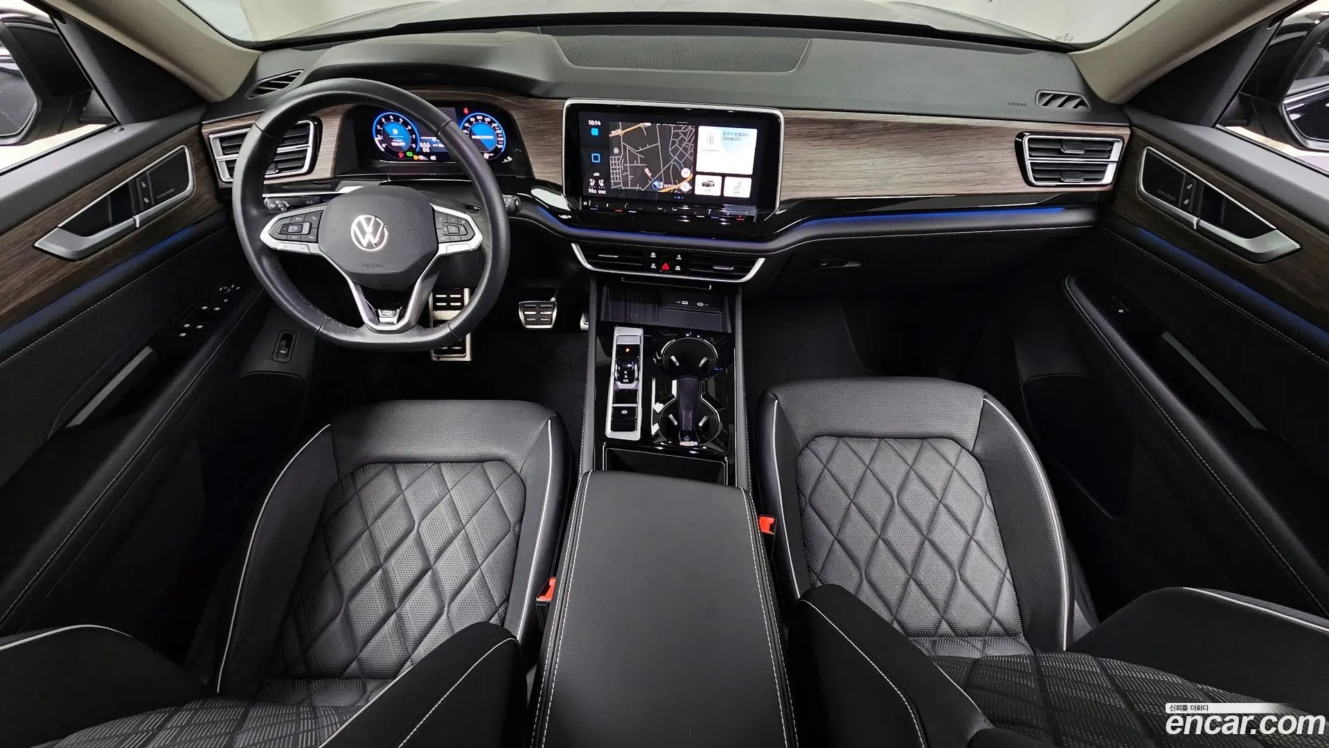 Volkswagen Atlas 2.0 TSI R-LINE 7-Seater