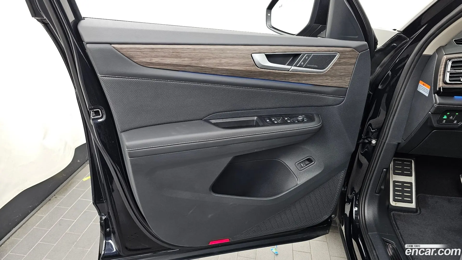 Volkswagen Atlas 2.0 TSI R-LINE 7-Seater