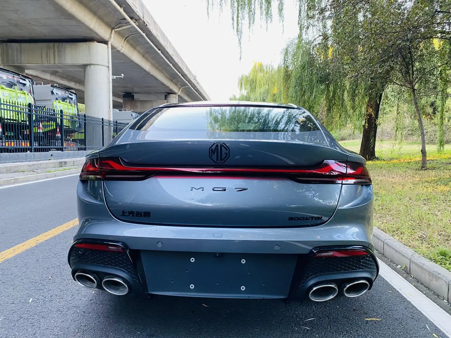 MG MG7 2025 1.5T DCT