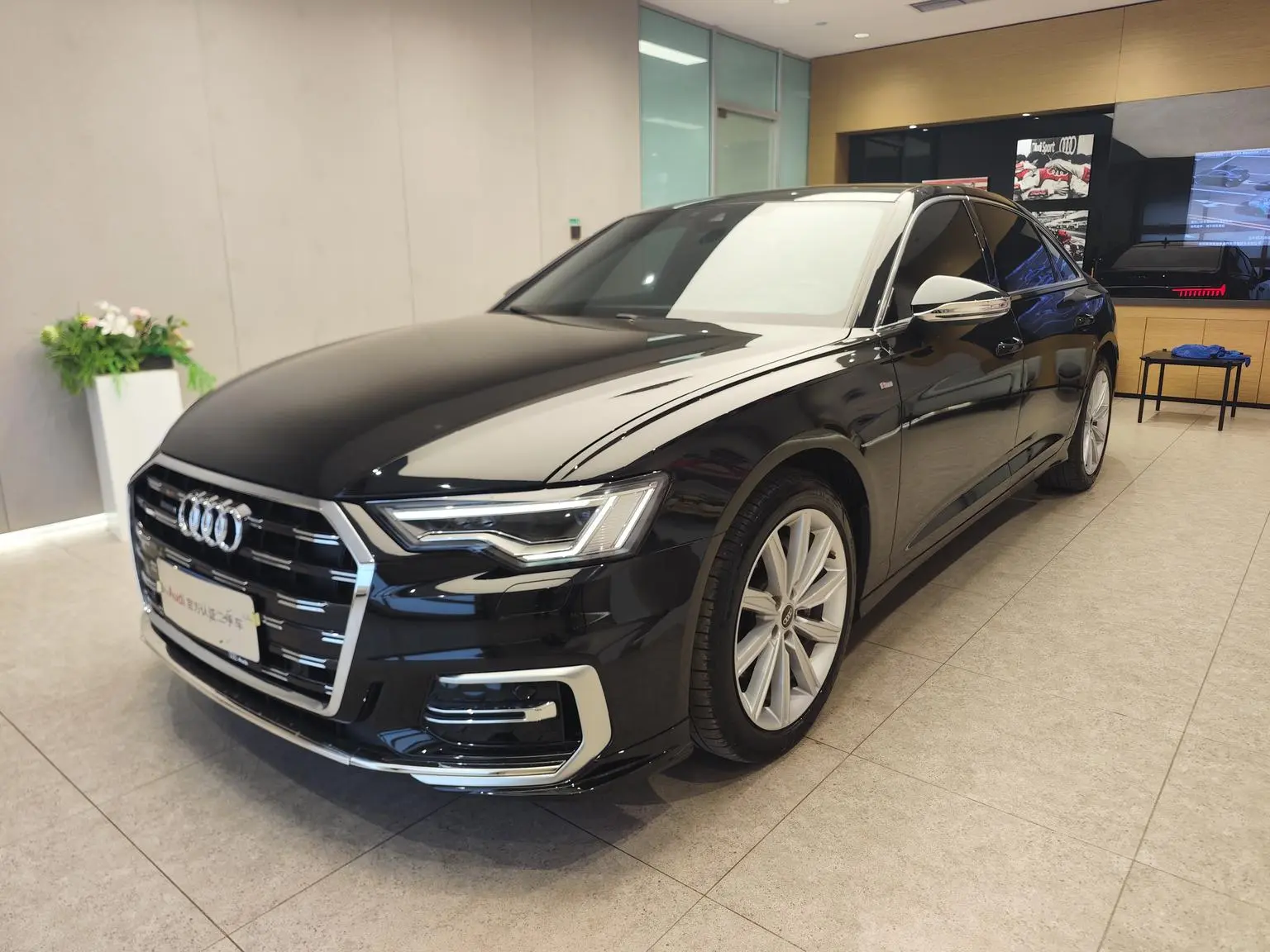 Audi A6L 2023 45 TFSI Select Dynamic