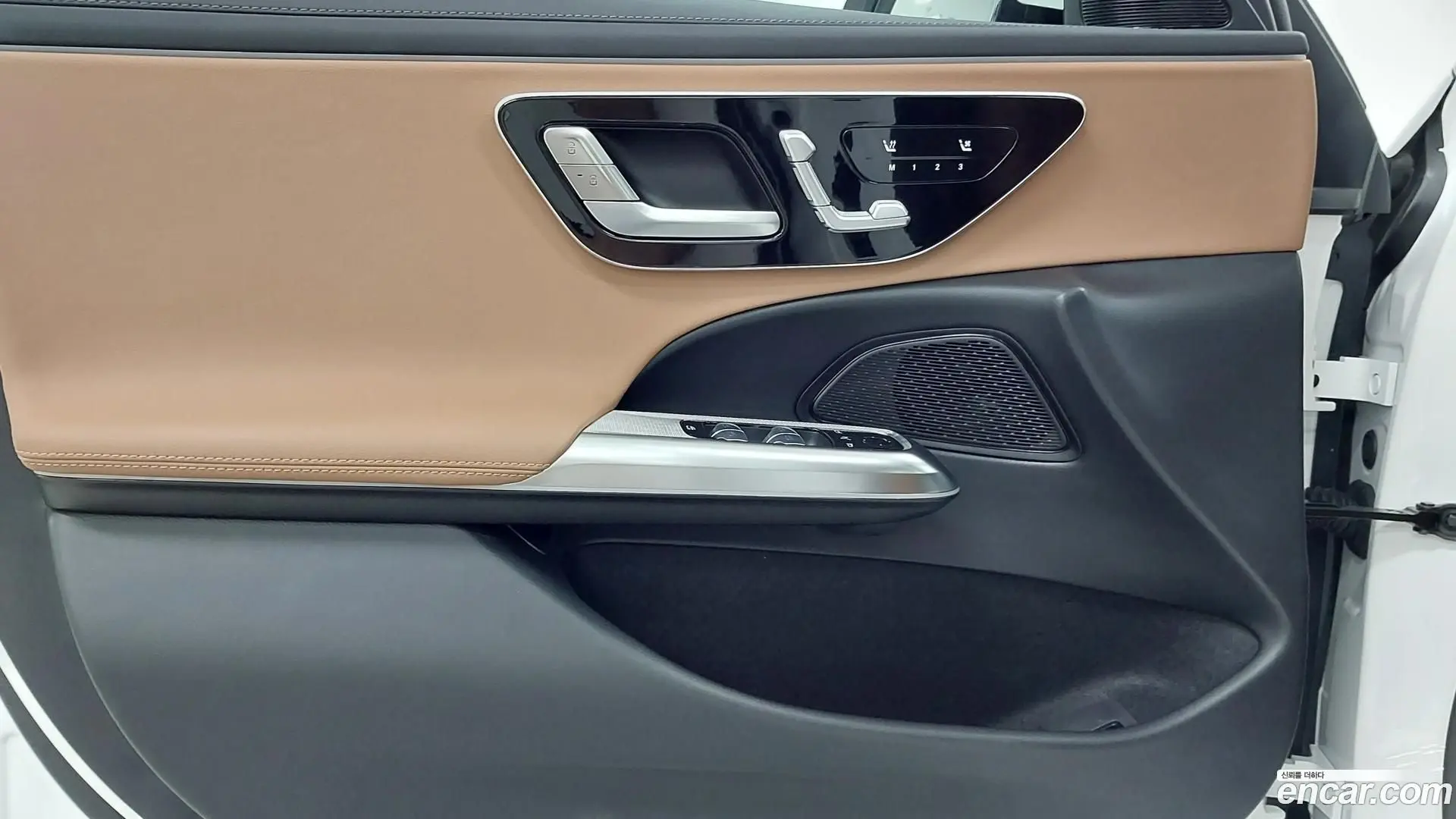 Mercedes-Benz E-Class E200 AMG Line 2024