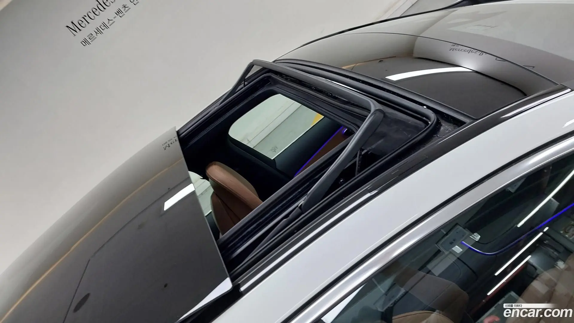 Mercedes-Benz E-Class E200 AMG Line 2024