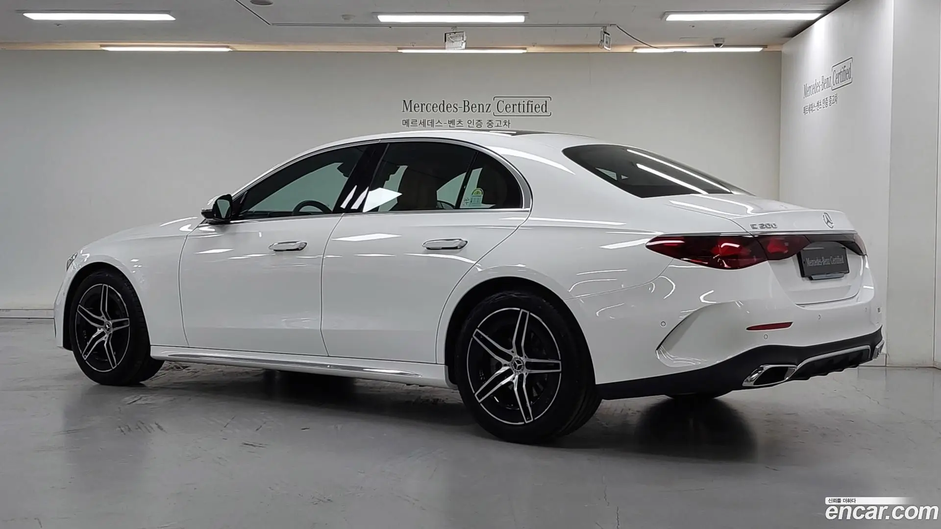 Mercedes-Benz E-Class E200 AMG Line