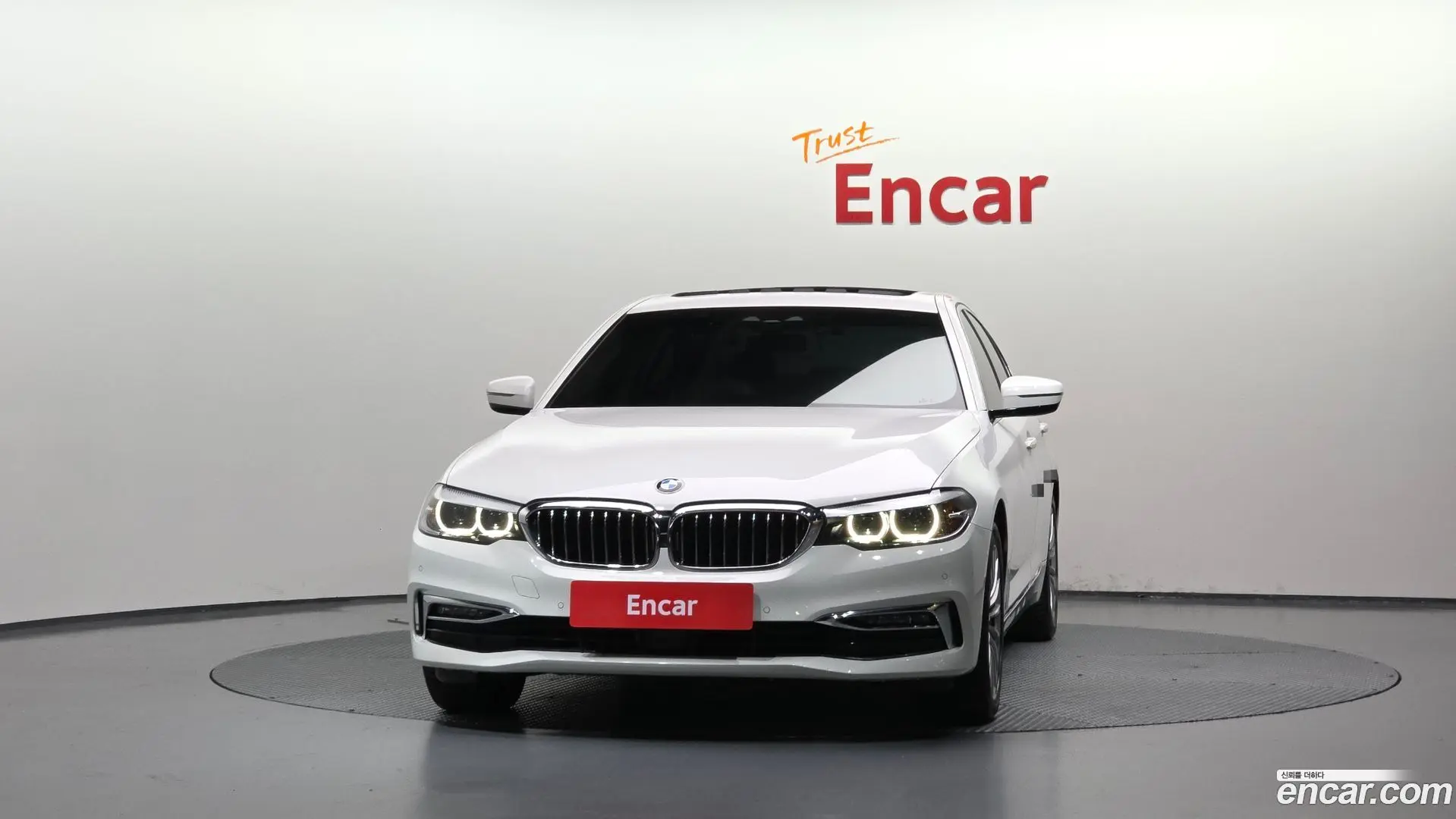 BMW 5-Series 520i Luxury 2017