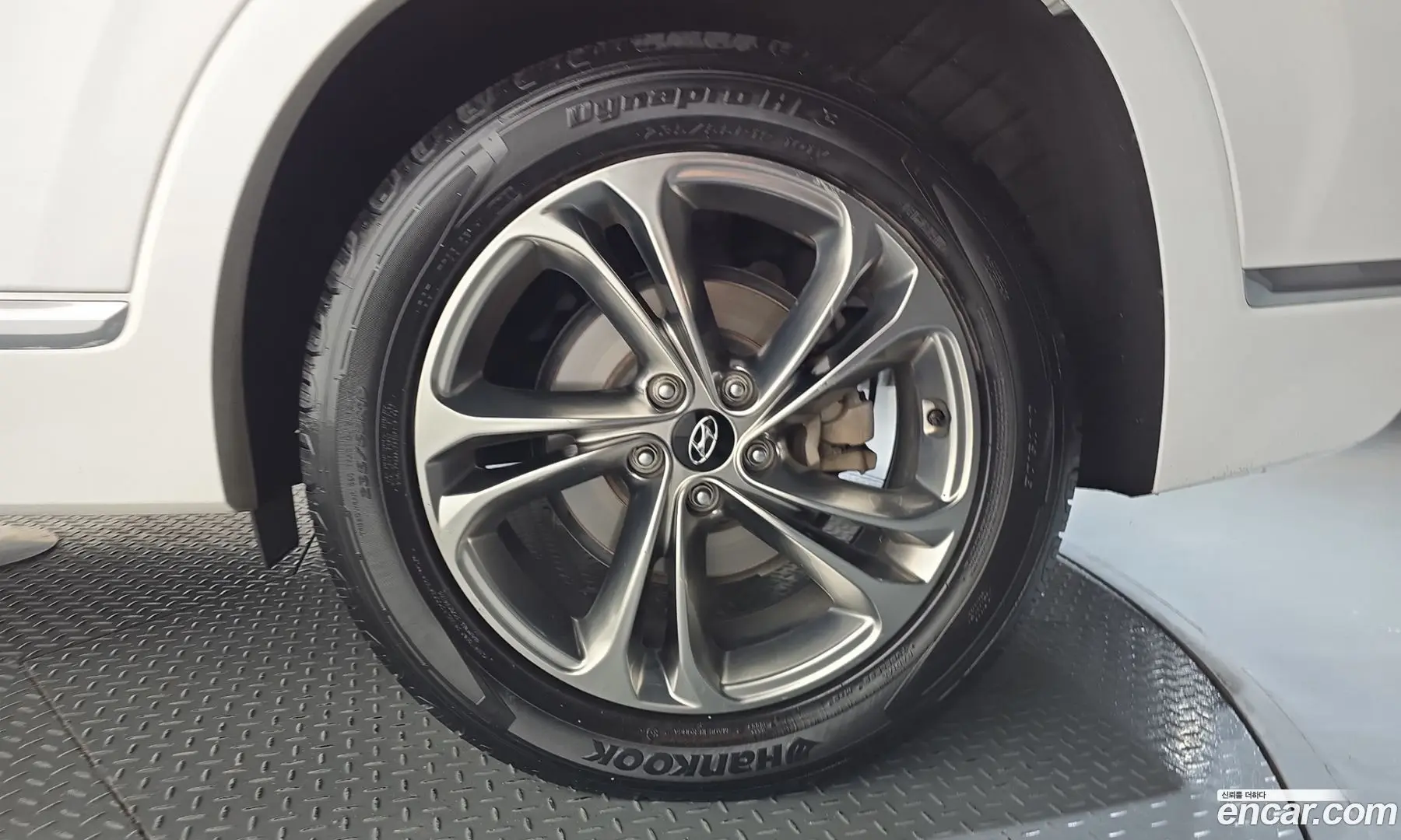 Hyundai Santafe Gasoline 2.0T 4WD