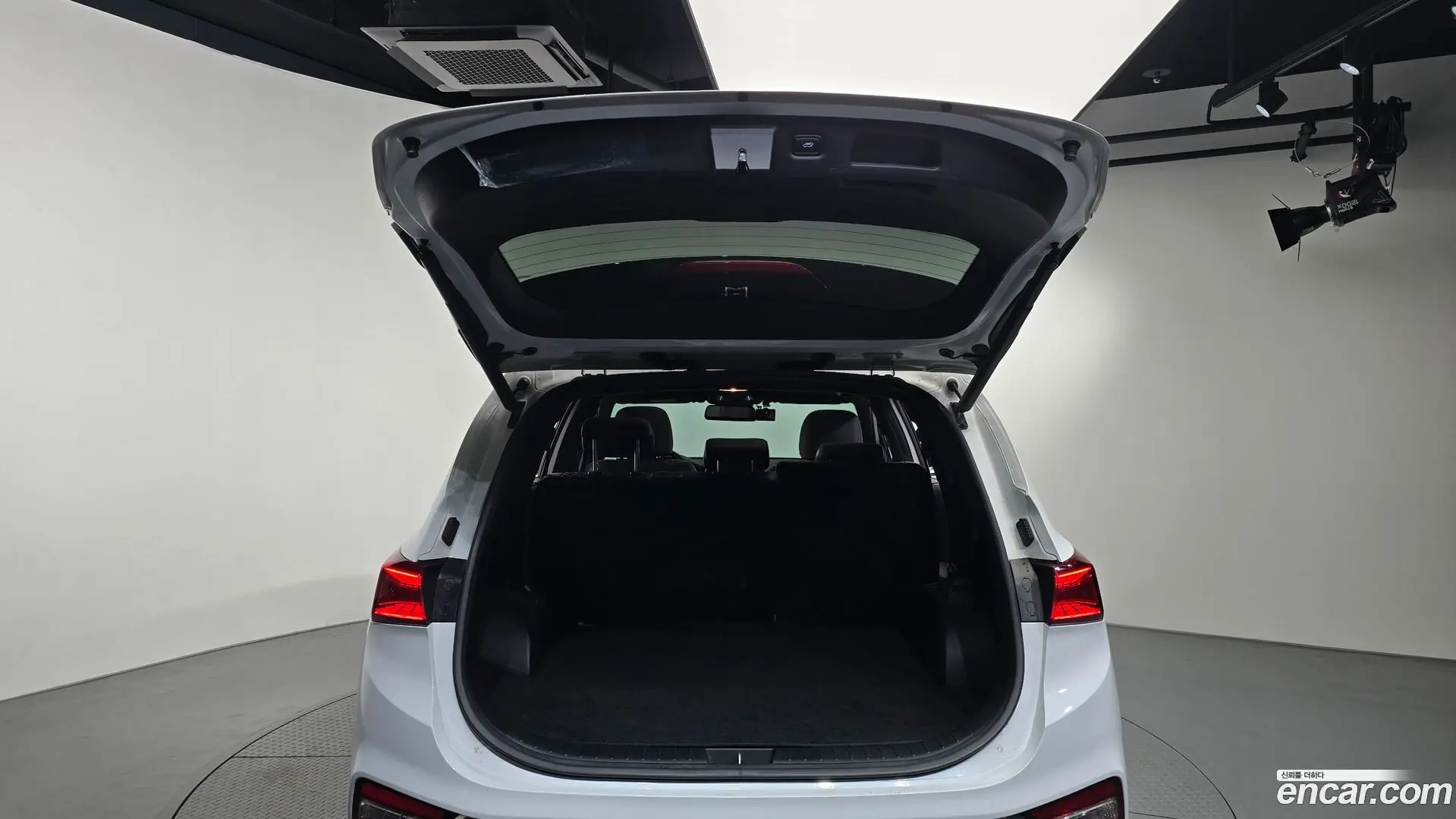 Hyundai Santafe Gasoline 2.0T 4WD