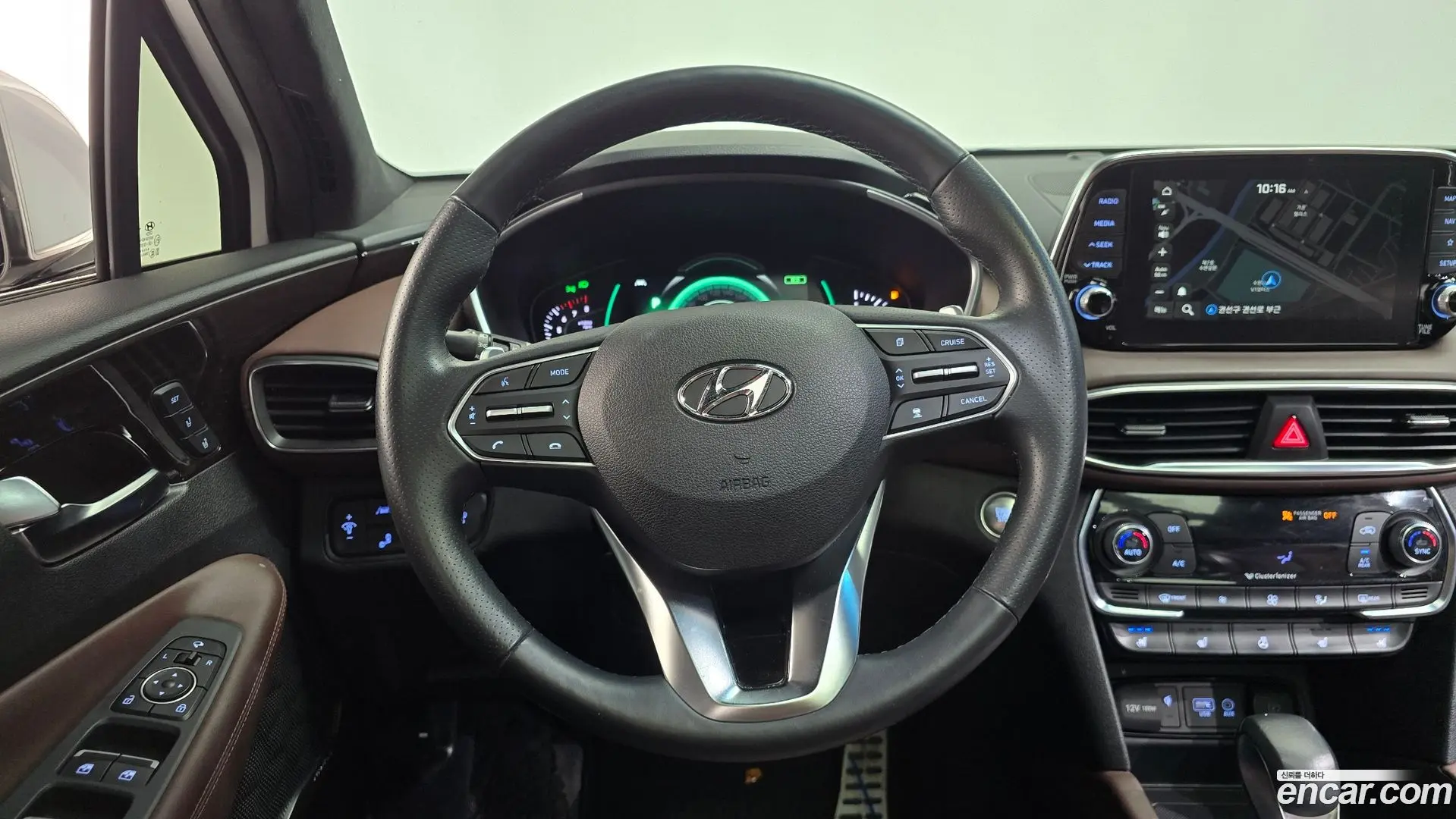 Hyundai Santafe Gasoline 2.0T 4WD