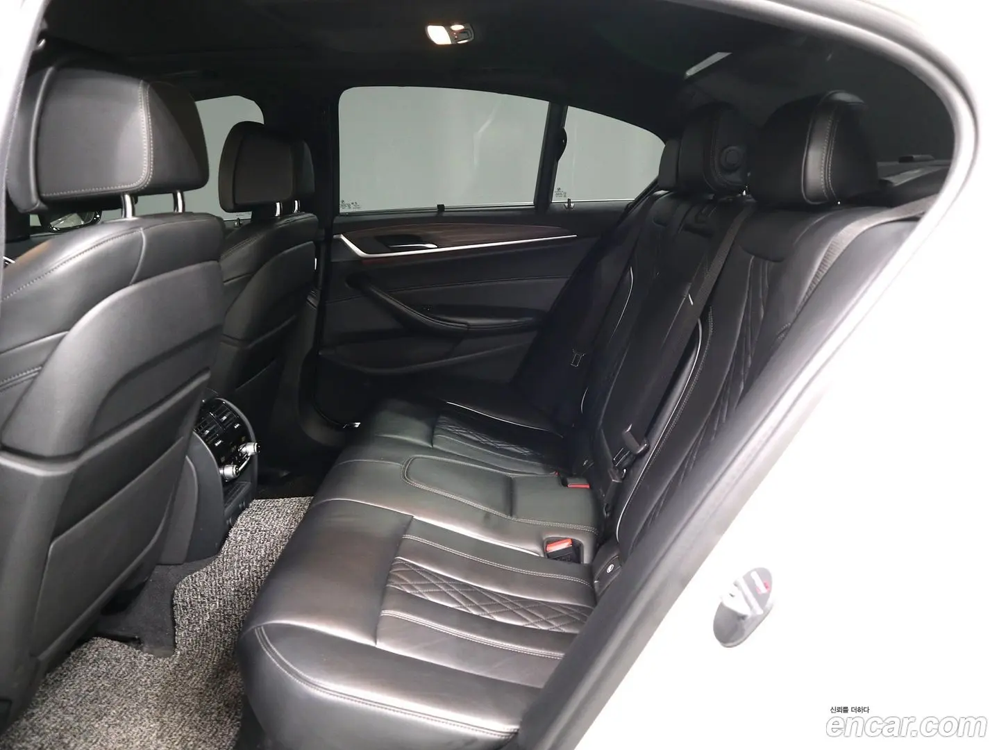 BMW 5-Series 530i xDrive M Sport Package Plus 2017