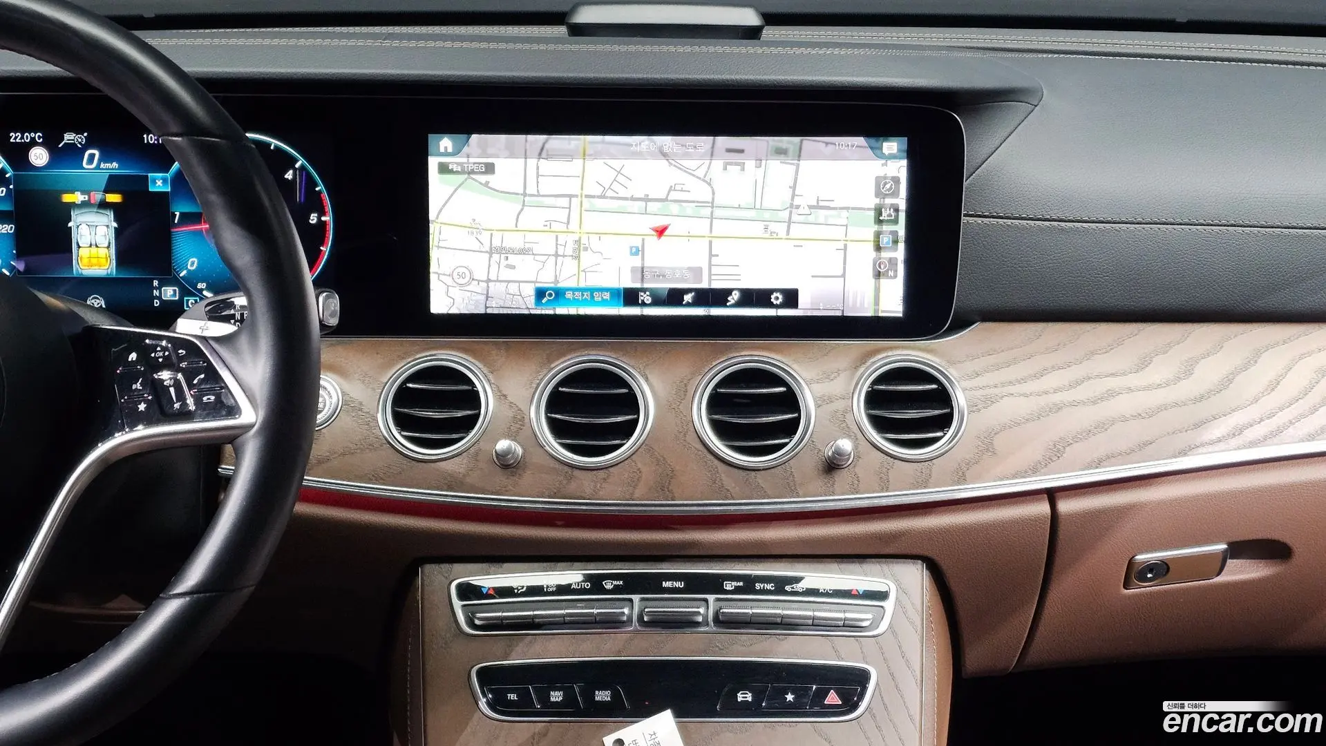 Mercedes-Benz E-Class E220d 4MATIC Exclusive
