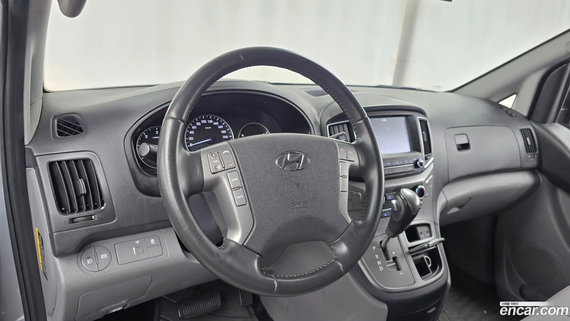 Hyundai Starex Van 3-Seater
