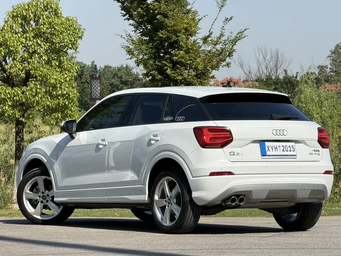 Audi Q2L 2020 35TFSI