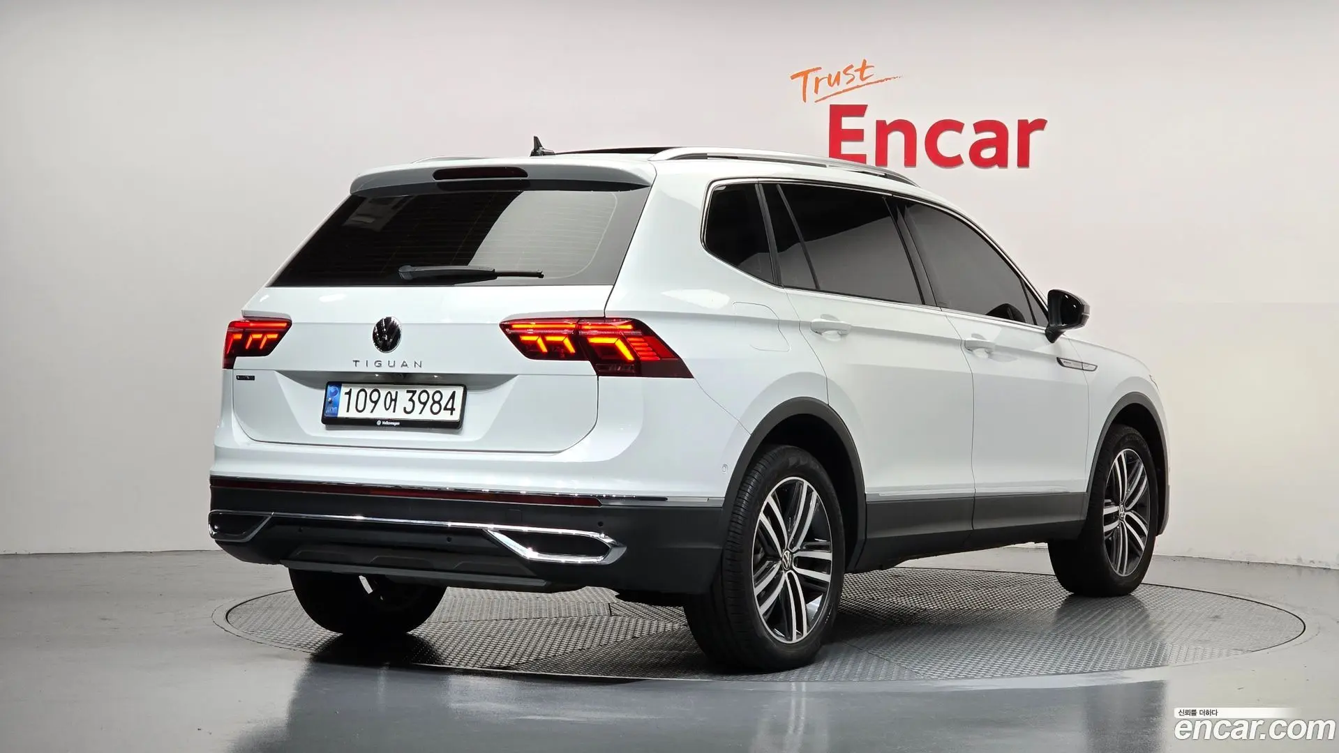 Volkswagen Tiguan 2.0 TSI Prestige