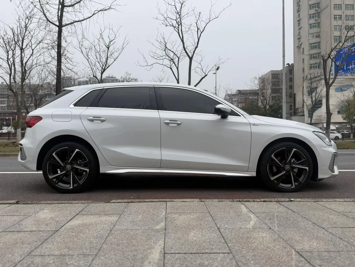 Audi A3 2022 Sportback 35 TFSI Sport Fashion