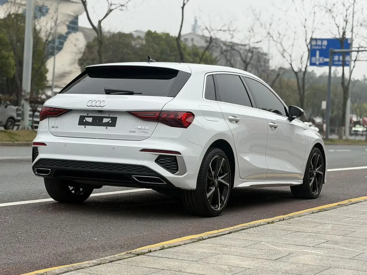 Audi A3 2022 Sportback 35 TFSI Sport Fashion