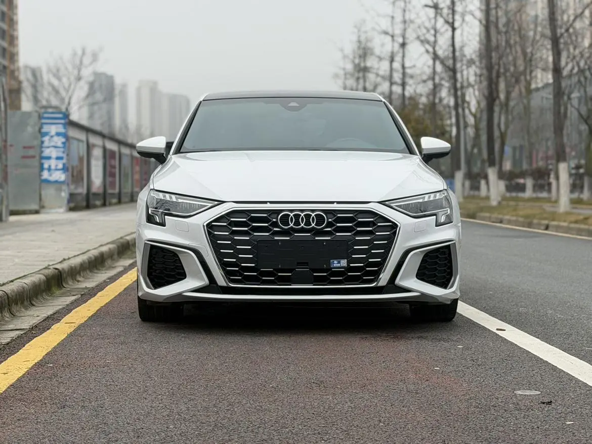 Audi A3 2022 Sportback 35 TFSI Sport Fashion