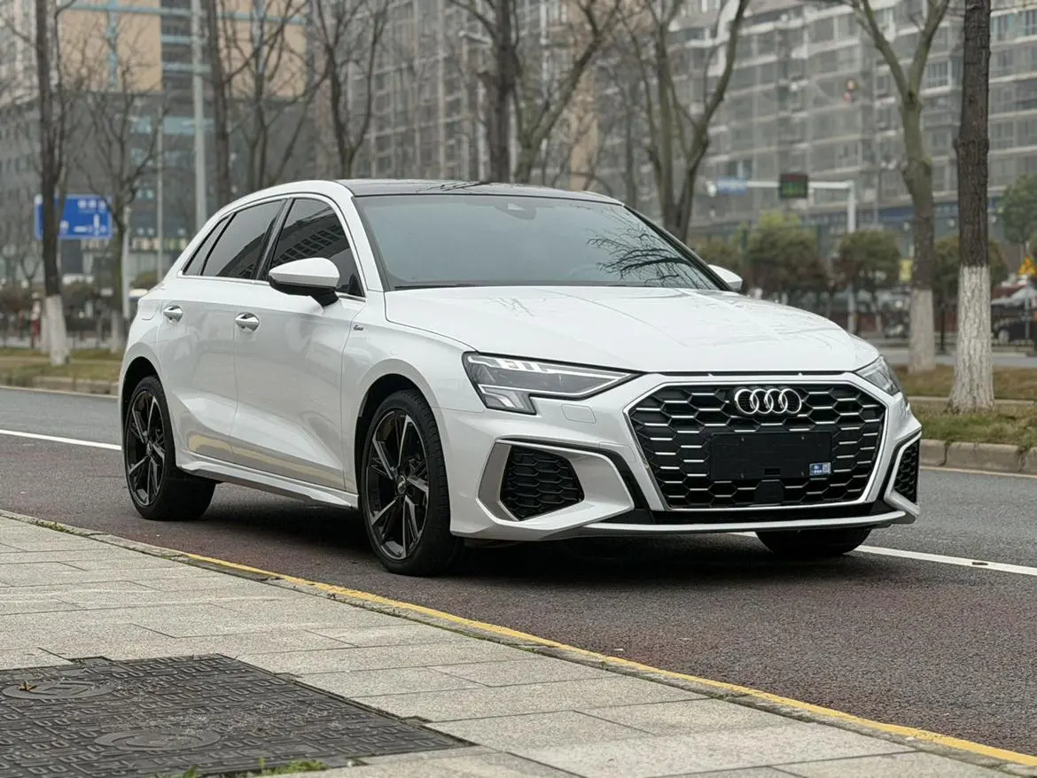 Audi A3 2022 Sportback 35 TFSI Sport Fashion